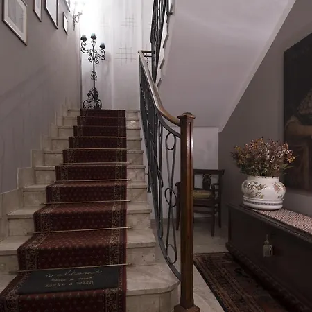 Jasmine Bed & Breakfast 4*